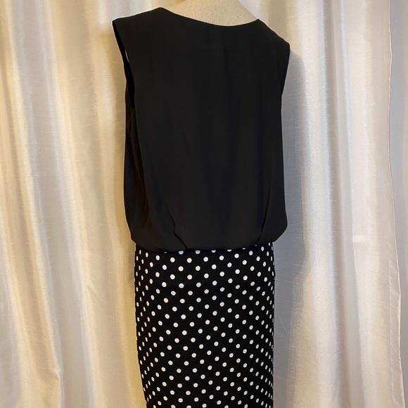 Two-fer Polka Dot Dress. - Picture 2 of 5